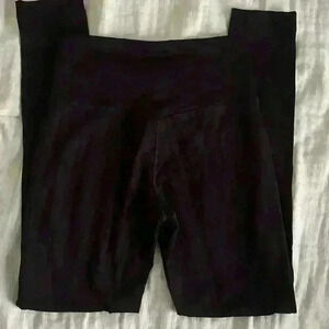 Deep maroon mondetta leggings